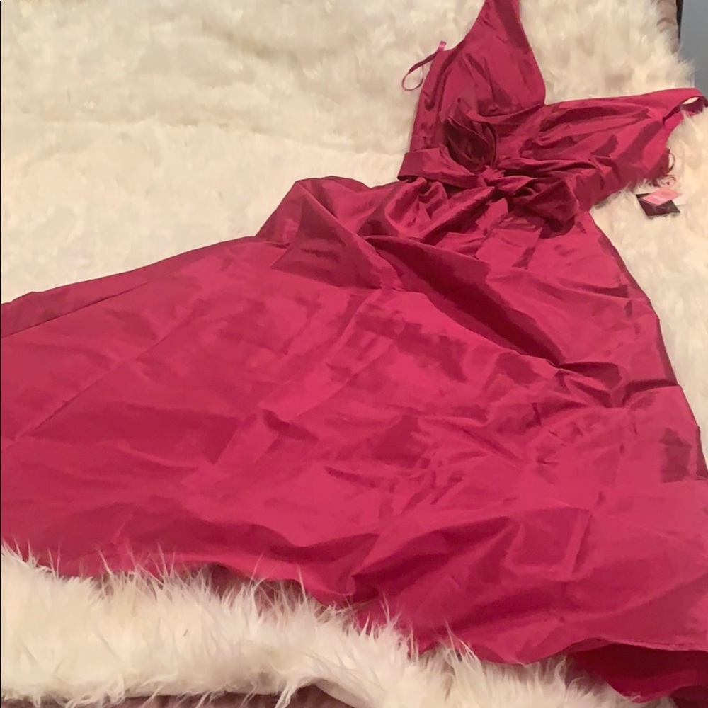 Brand new formal gown